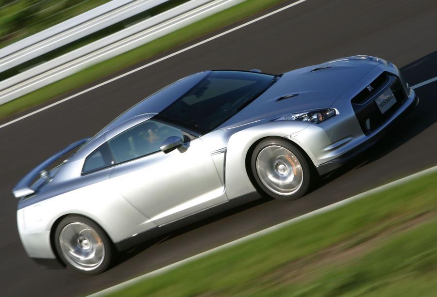  Nissan GT-R 2007 года  (фото 73 из 480)